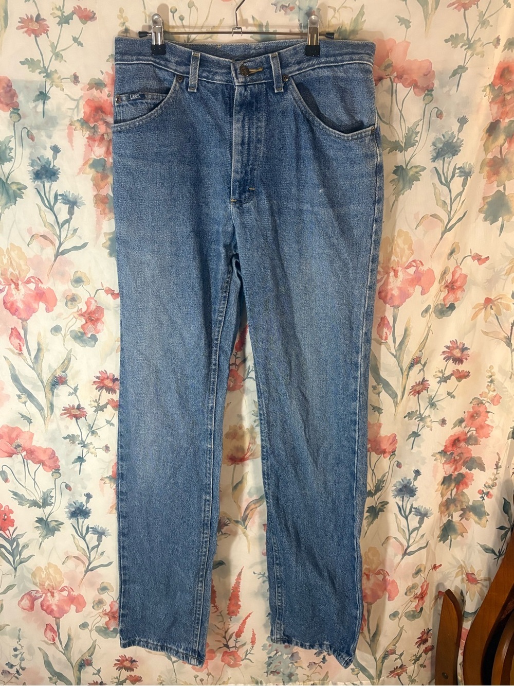 Vintage Lee Men’s Slim Straight Jeans in Medium Blue Wash